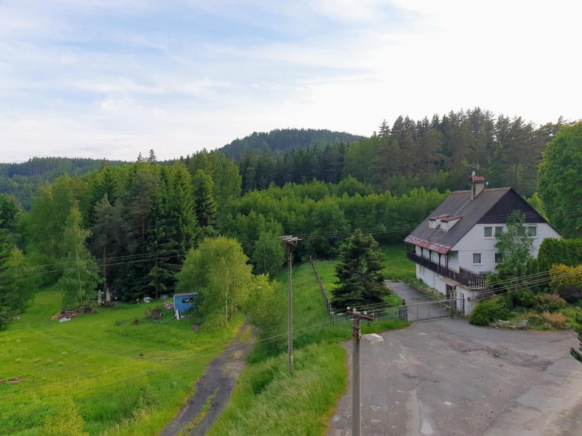 Penzion Lumis Nová Role Exteriör bild